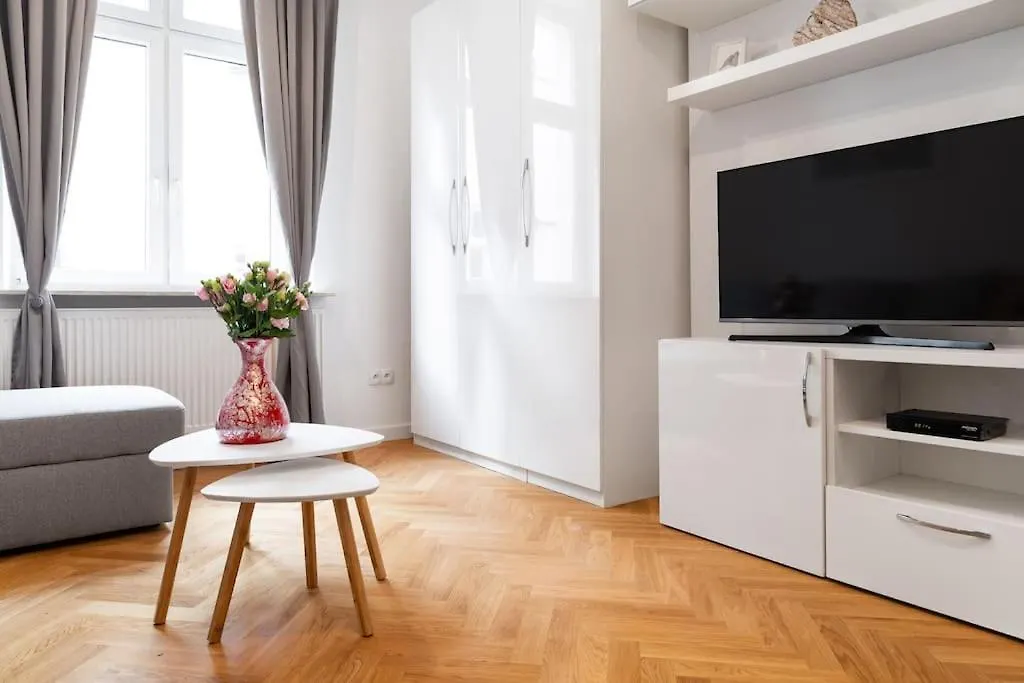 Househost Apt - Krowoderska 55 Krakow